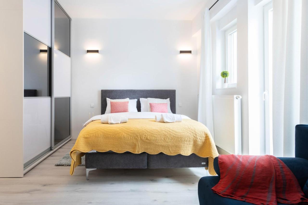 Design City Center Apartments Near Park Zrinjevac Zagreb Ngoại thất bức ảnh