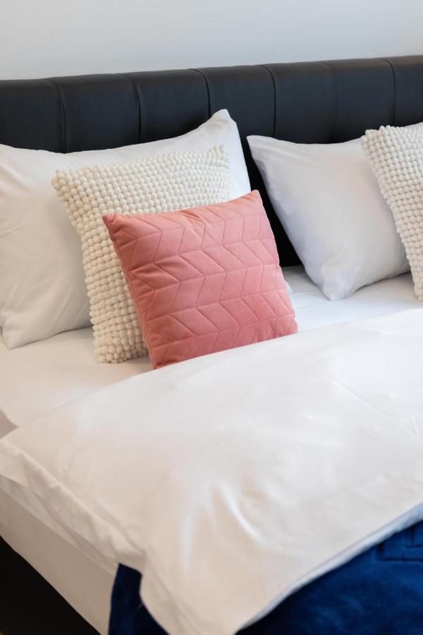 Design City Center Apartments Near Park Zrinjevac Zagreb Ngoại thất bức ảnh